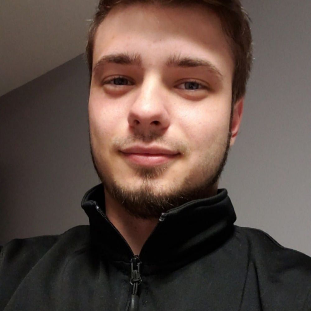 Meet your Posher, Aaron
